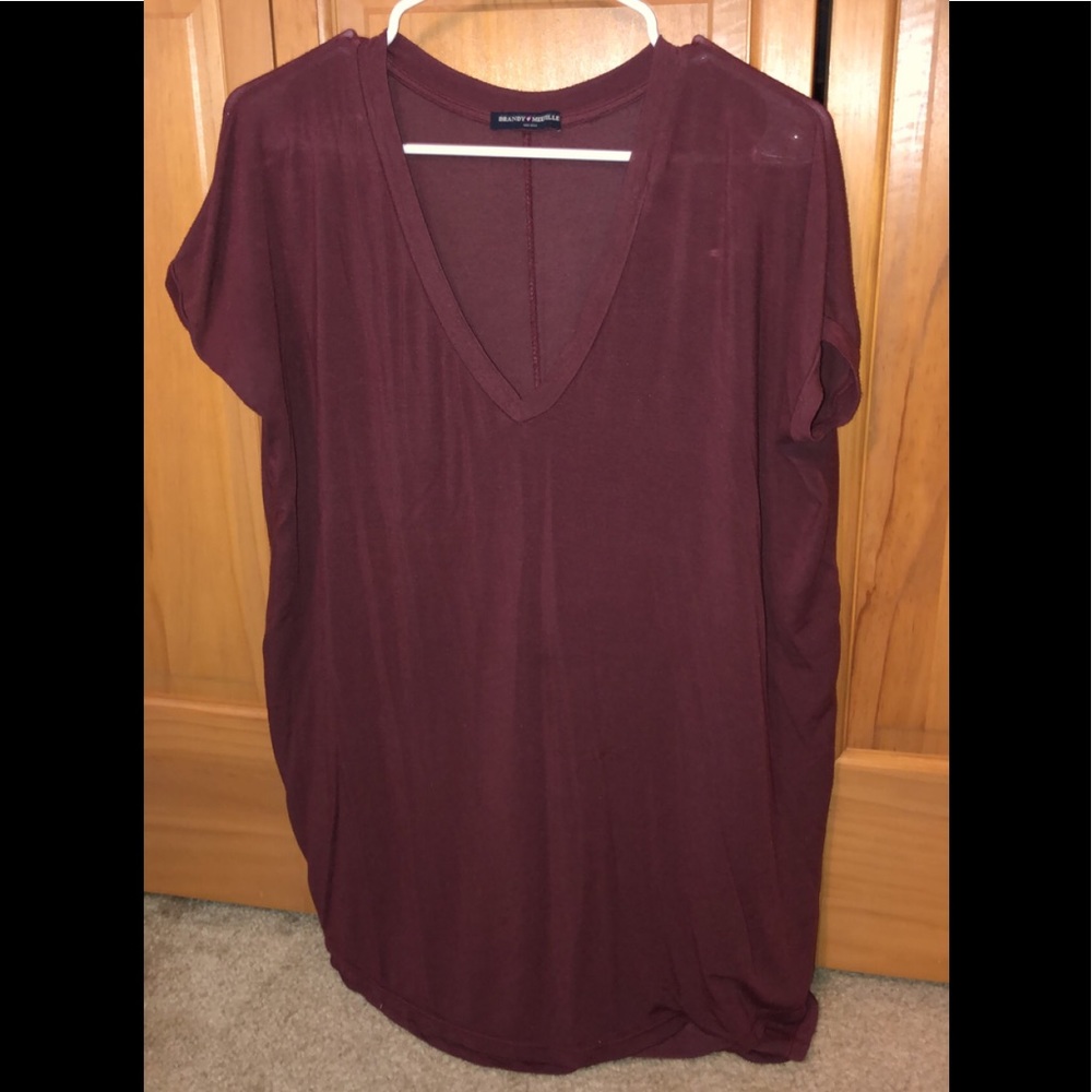Maroon v-neck T-shirt